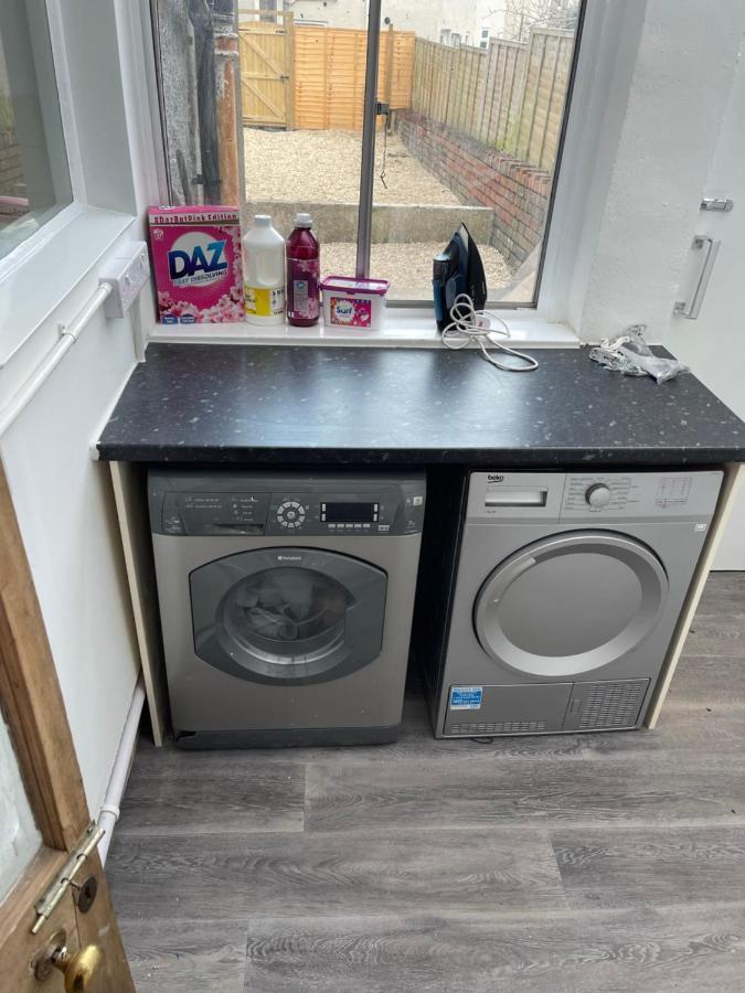 Small Room In Horfield 3 Bristol Ngoại thất bức ảnh